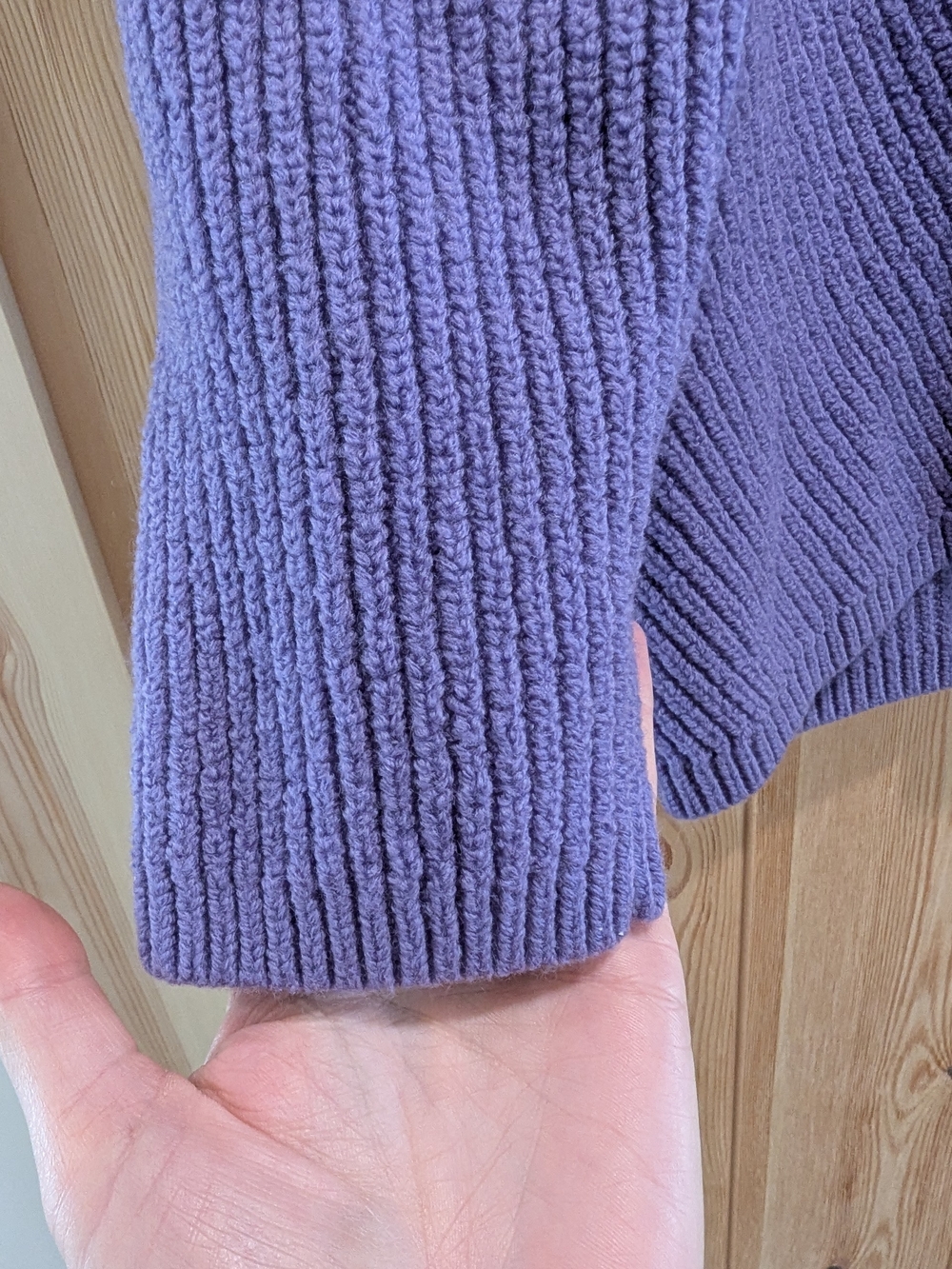 Wilfred Aritzia Merino Wool Sweater Purple Ribbed V-Neck Cropped 3/4 Sleeve - Picture 6 of 7